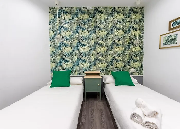 Perfect For Groups And Families, Suitable For Six In Bilbao